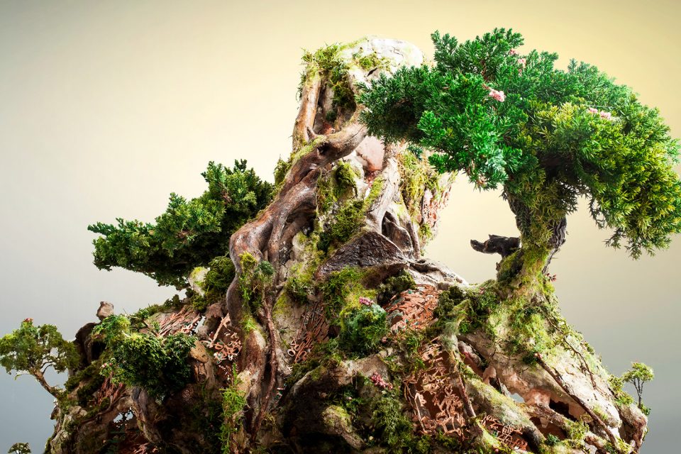 Le Golemecha, une sculpture assemblage de bois, de mousse et de technologie par Garret Kane le Golemecha une sculpture assemblage de bois de mousse et de technologie par Garret Kane 5 Le Golemecha, une sculpture assemblage de bois, de mousse et de technologie par Garret Kane 5