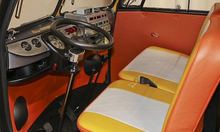 Un combi VW retour vers le futur un combi VW retour vers le futur delorean 7 Un combi VW retour vers le futur 7