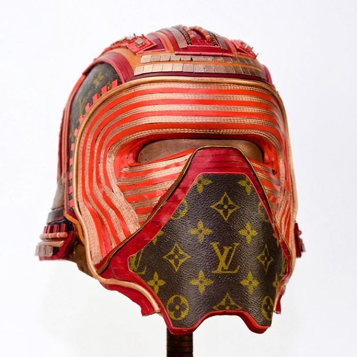 Le recyclage de sacs Louis Vuitton en sculptures Star Wars par Gabriel Dishaw Le recyclage de sacs Louis Vuitton en sculptures star wars par Gabriel Dishaw 12 Le recyclage de sacs Louis Vuitton en sculptures Star Wars par Gabriel Dishaw 12