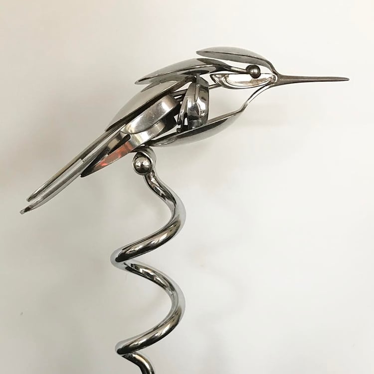 Des sculptures d'oiseaux en recyclage de couverts et autres métaux par Matt Wilson des sculptures d oiseaux en recyclage de couverts et autres metaux par Matt Wilson 11 Des sculptures d'oiseaux en recyclage de couverts et autres métaux par Matt Wilson 11