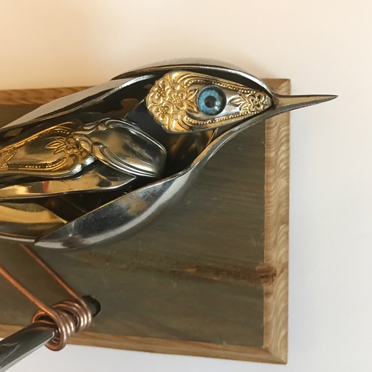 Des sculptures d'oiseaux en recyclage de couverts et autres métaux par Matt Wilson des sculptures d oiseaux en recyclage de couverts et autres metaux par Matt Wilson 22 Des sculptures d'oiseaux en recyclage de couverts et autres métaux par Matt Wilson 22
