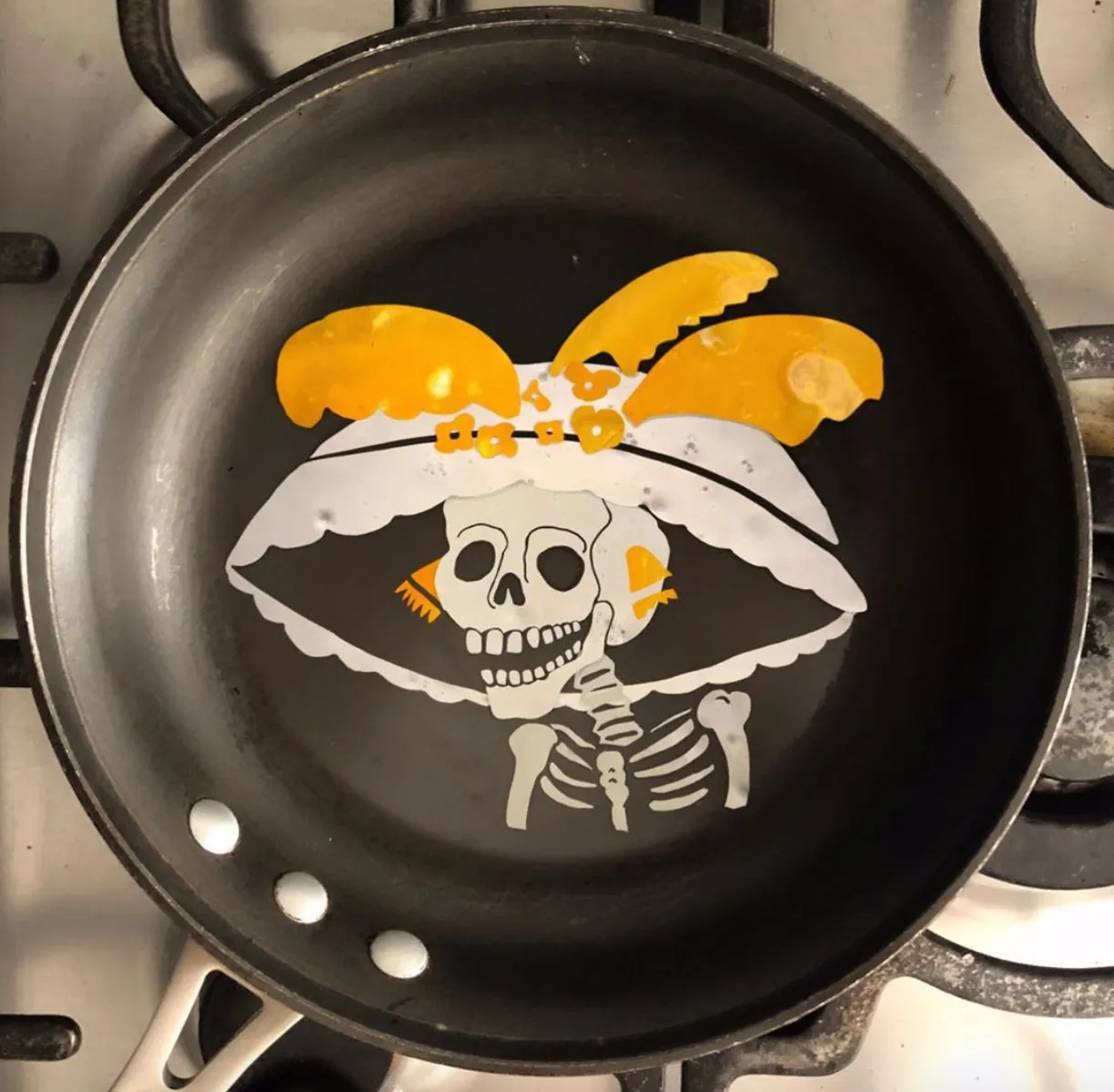 Food Art : Michele Baldini transforme les œufs au plat en œuvres d'art food art Michele Baldini fait de l art avec ses oeufs au plat 24 Food Art : Michele Baldini transforme les œufs au plat en œuvres d'art - mort