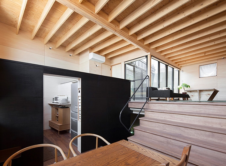 Une bibliothèque anti-sismique et escaladable signée Shinsuke Fujii une bibliotheque anti tremblement de terre par Shinsuke Fujii 6 Une bibliothèque anti-sismique et escaladable signée Shinsuke Fujii 6