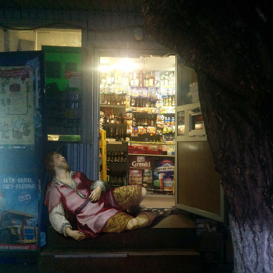 Quand les dieux prennent le métro : les collages anachroniques d’Alexey Kondakov Les melanges de personnages des classiques de la peinture et de la vie moderne par Alexey Kondakov 13 Les-melanges-de-personnages-des-classiques-de-la-peinture-et-de-la-vie-moderne-par-Alexey-Kondakov-13