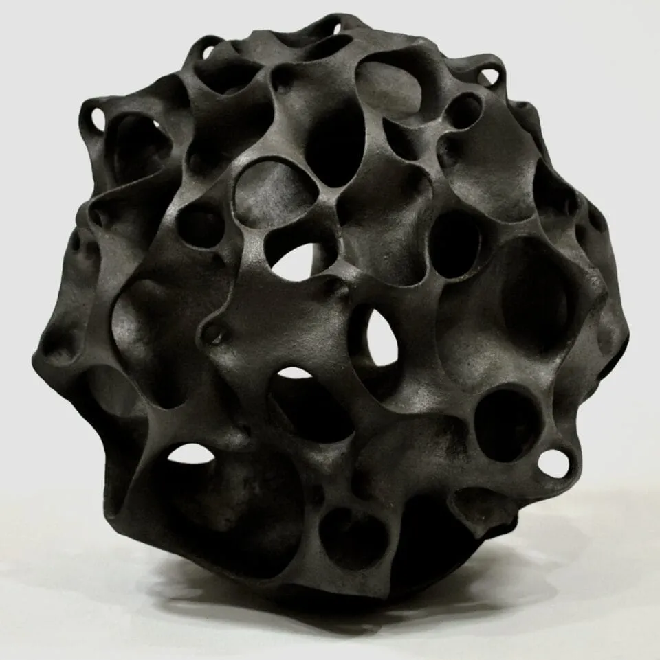 Les sculptures organiques de Toru Kurokawa : la céramique défiant la gravité les sculptures ruisselantes de Toru Kurokawa 10 les-sculptures-ruisselantes-de-Toru-Kurokawa-10