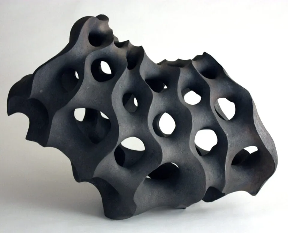 Les sculptures organiques de Toru Kurokawa : la céramique défiant la gravité les sculptures ruisselantes de Toru Kurokawa 14 les-sculptures-ruisselantes-de-Toru-Kurokawa-14