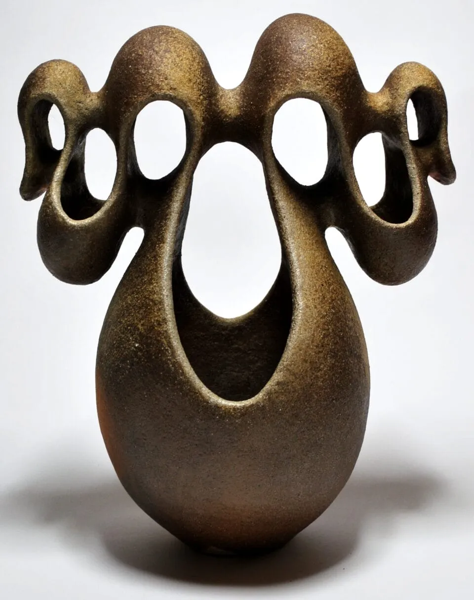 Les sculptures organiques de Toru Kurokawa : la céramique défiant la gravité les sculptures ruisselantes de Toru Kurokawa 9 les-sculptures-ruisselantes-de-Toru-Kurokawa-9