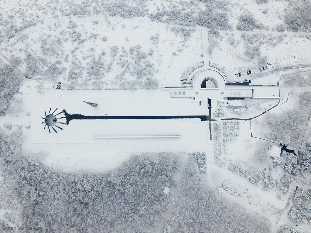 Des images de Erevan sous la neige vue du ciel par Suren Manvelyan Erevan sous la neige vue du ciel par Suren Manvelyan 2 Erevan-sous-la-neige-vue-du-ciel-par-Suren-Manvelyan-2