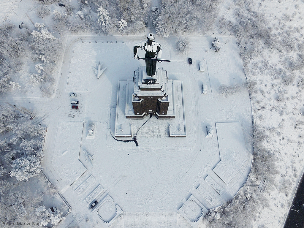 Des images de Erevan sous la neige vue du ciel par Suren Manvelyan Erevan sous la neige vue du ciel par Suren Manvelyan 5 Erevan-sous-la-neige-vue-du-ciel-par-Suren-Manvelyan-5