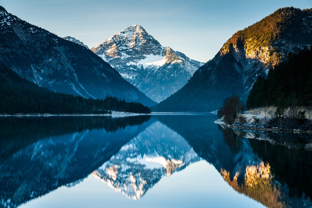 Mirrors - Mountains : des montagnes en reflets dans des lacs par Mikolaj Gospodarek Mirrors Mountains des montagnes en reflets dans des lacs par Mikolaj Gospodarek 12 Mirrors-Mountains-des-montagnes-en-reflets-dans-des-lacs-par-Mikolaj-Gospodarek-12