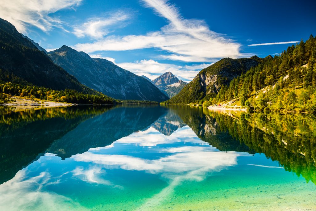 Mirrors - Mountains : des montagnes en reflets dans des lacs par Mikolaj Gospodarek Mirrors Mountains des montagnes en reflets dans des lacs par Mikolaj Gospodarek 4 Mirrors-Mountains-des-montagnes-en-reflets-dans-des-lacs-par-Mikolaj-Gospodarek-4