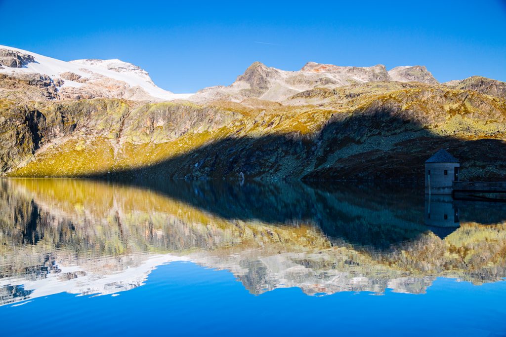 Mirrors - Mountains : des montagnes en reflets dans des lacs par Mikolaj Gospodarek Mirrors Mountains des montagnes en reflets dans des lacs par Mikolaj Gospodarek 5 Mirrors-Mountains-des-montagnes-en-reflets-dans-des-lacs-par-Mikolaj-Gospodarek-5