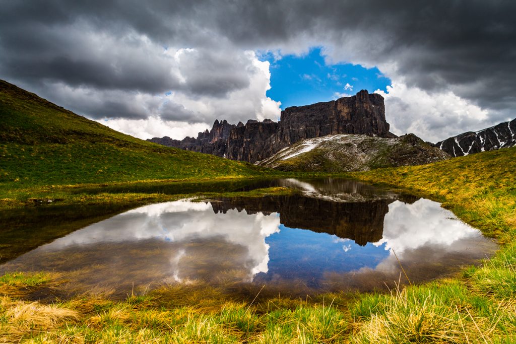 Mirrors - Mountains : des montagnes en reflets dans des lacs par Mikolaj Gospodarek Mirrors Mountains des montagnes en reflets dans des lacs par Mikolaj Gospodarek 7 Mirrors-Mountains-des-montagnes-en-reflets-dans-des-lacs-par-Mikolaj-Gospodarek-7