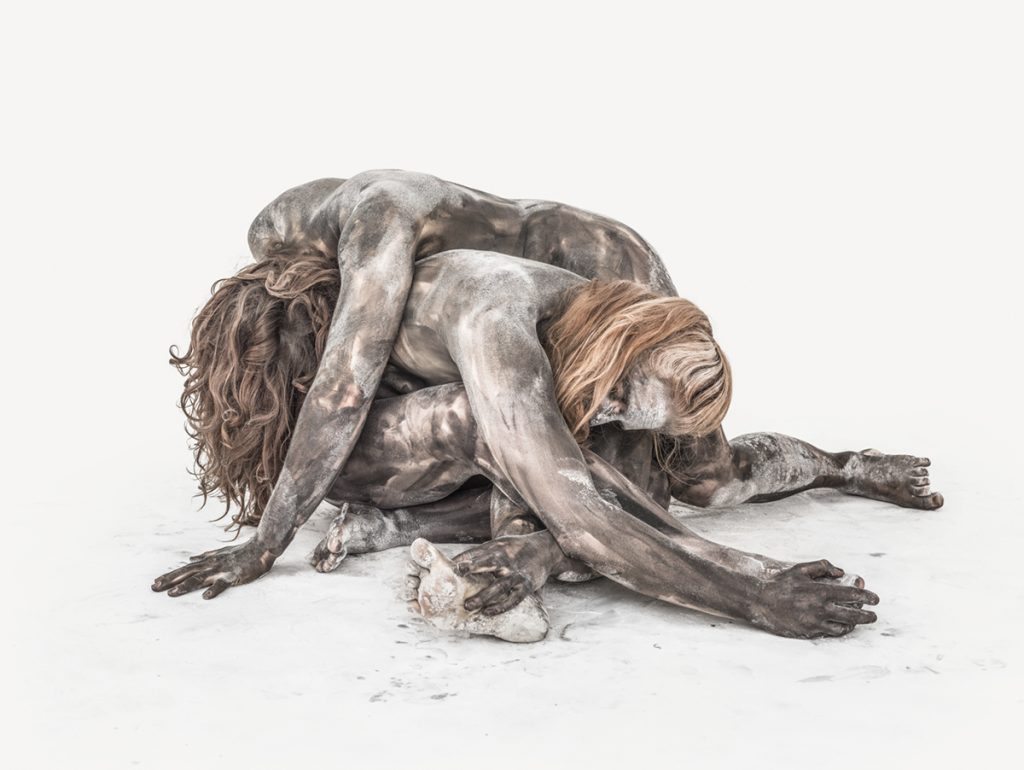 Transfiguration de Ben Hopper : quand le corps devient sculpture vivante Transfiguration des sculptures ou dessins vivants par Ben Hopper 4 Transfiguration-des-sculptures-ou-dessins-vivants-par-Ben-Hopper-4