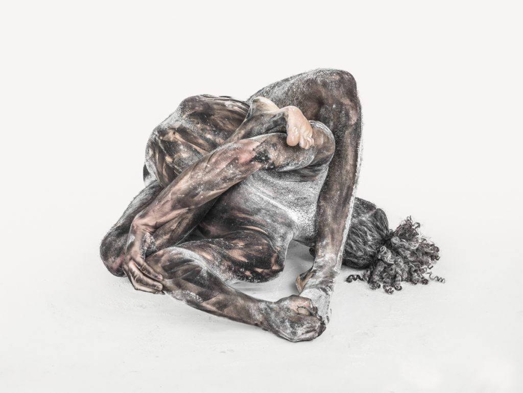 Transfiguration de Ben Hopper : quand le corps devient sculpture vivante Transfiguration des sculptures ou dessins vivants par Ben Hopper 5 Transfiguration-des-sculptures-ou-dessins-vivants-par-Ben-Hopper-5