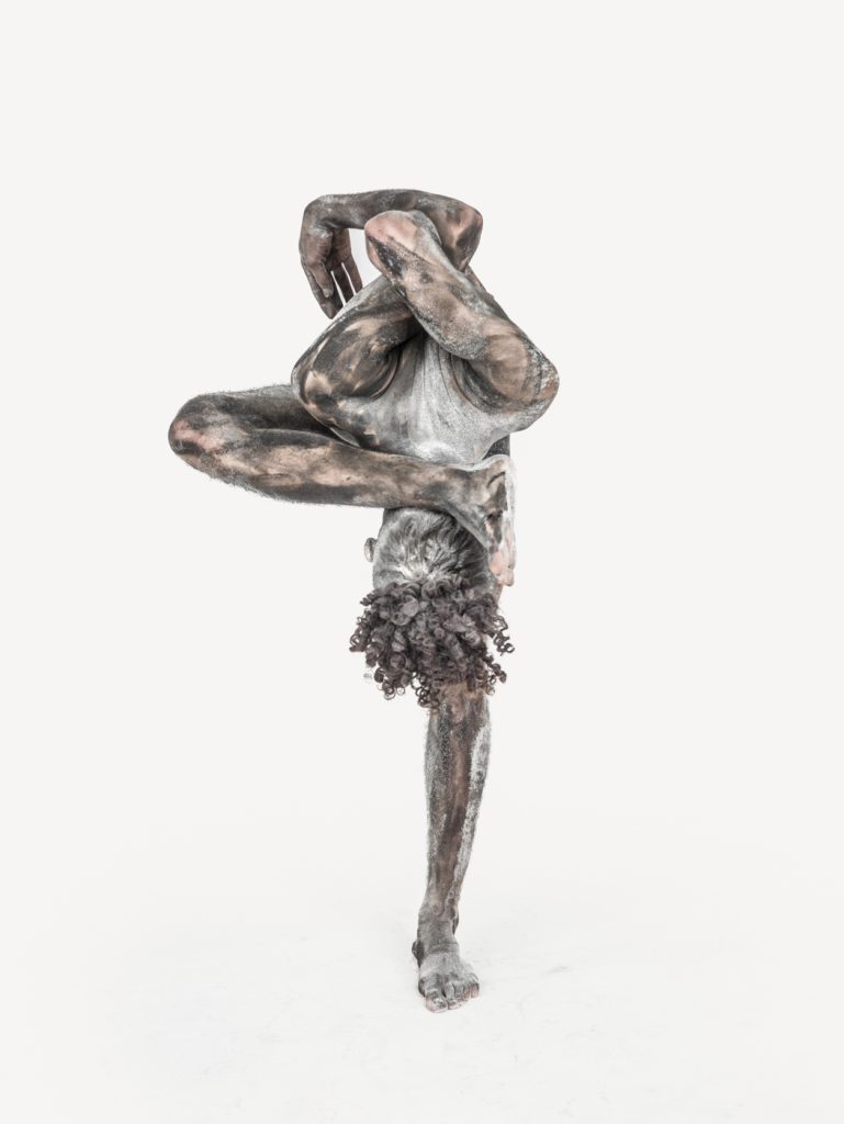 Transfiguration de Ben Hopper : quand le corps devient sculpture vivante Transfiguration des sculptures ou dessins vivants par Ben Hopper 7 Transfiguration-des-sculptures-ou-dessins-vivants-par-Ben-Hopper-7