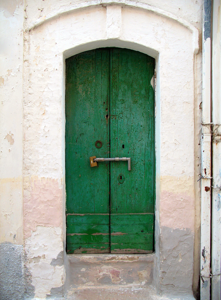 20 vieilles portes pleines de charme qui semblent raconter une histoire 20 exemples de la beaute des vieilles portes 15 20-exemples-de-la-beaute-des-vieilles-portes-15