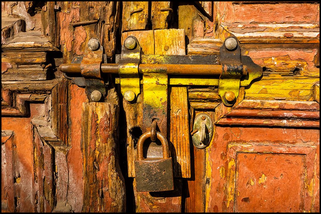 20 vieilles portes pleines de charme qui semblent raconter une histoire 20 exemples de la beaute des vieilles portes 7 20-exemples-de-la-beaute-des-vieilles-portes-7