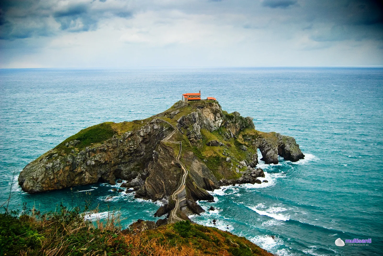 20 ponts mystiques qui semblent mener à un autre monde 20 ponts mystiques qui semblent mener dans un autre monde bermeo espagne 20-ponts-mystiques-qui-semblent-mener-dans-un-autre-monde-bermeo-espagne-Gaztelugatxe