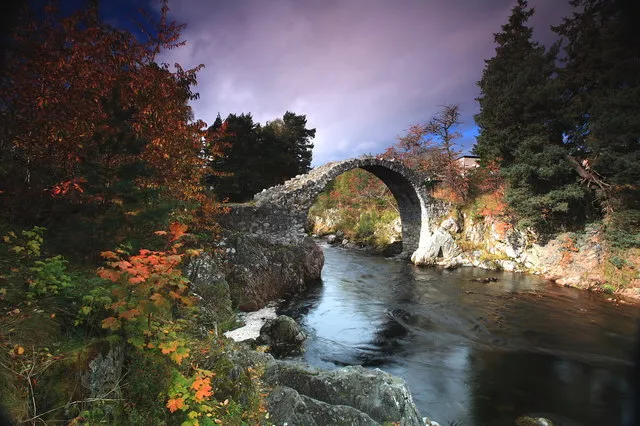 20 ponts mystiques qui semblent mener à un autre monde 20 ponts mystiques qui semblent mener dans un autre monde carrbridge ecosse 20-ponts-mystiques-qui-semblent-mener-dans-un-autre-monde-carrbridge-ecosse