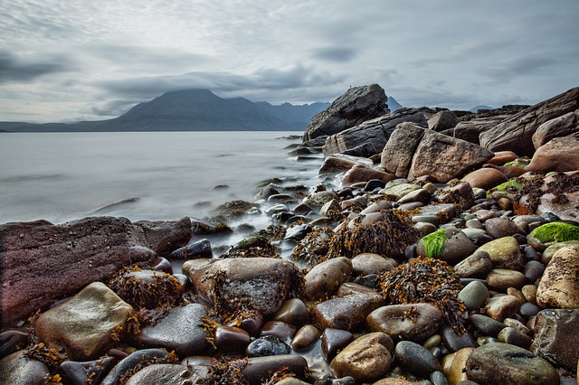 24 raisons de visiter l'écosse 24 raisons de visiter l ecosse 13 Elgol Elgol Scotland Rock Coast Beach Isle Of Skye