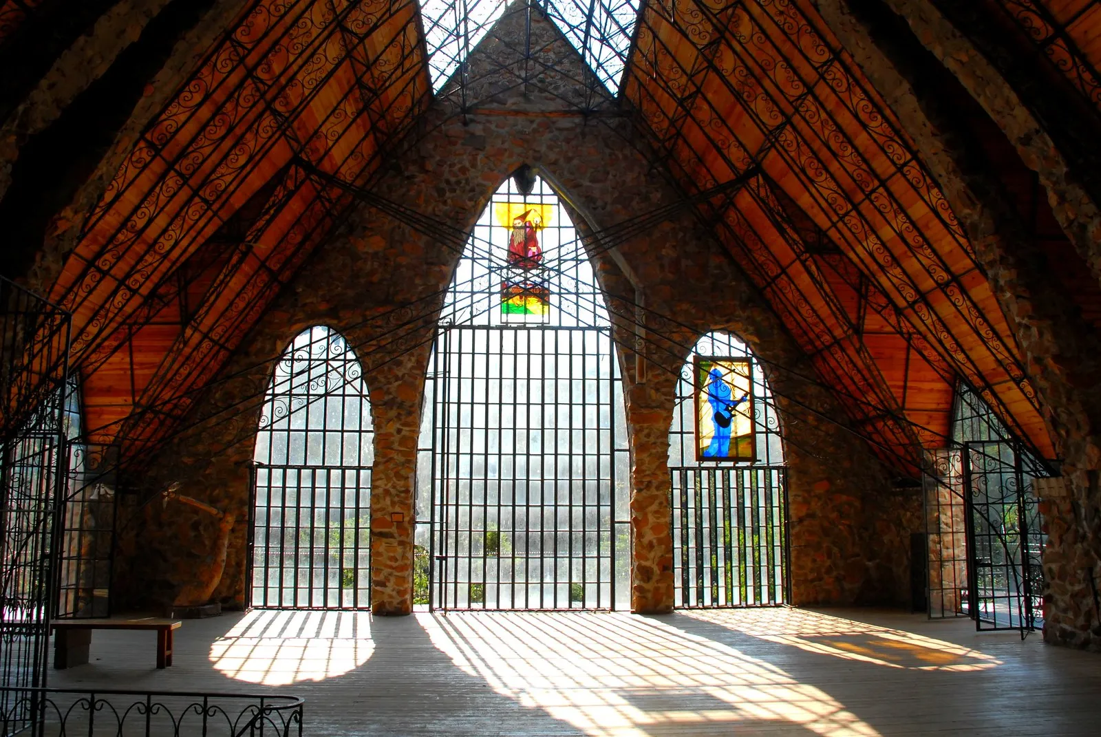 Le château de Bishop, un château "médiéval" au pays des cowboys Le chateau de Bishop castle colorado 6 Le-chateau-de-Bishop-castle-colorado-6