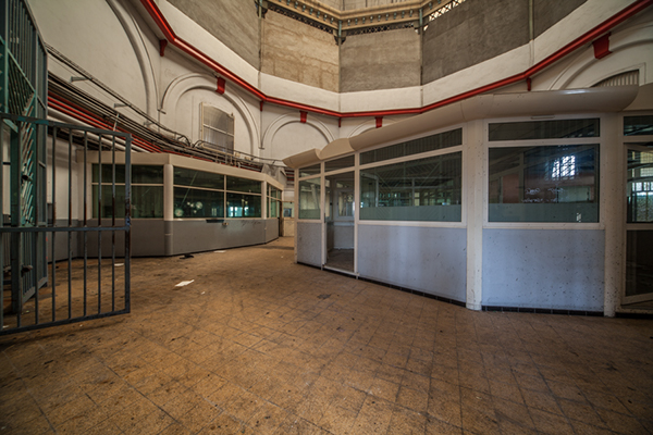 Urbex: visite d'une prison abandonnée par Stefaan Beernaert Urbex visite d une prison abandonnee par Stefaan Beernaert 11 Urbex-visite-d-une-prison-abandonnee-par-Stefaan-Beernaert-11