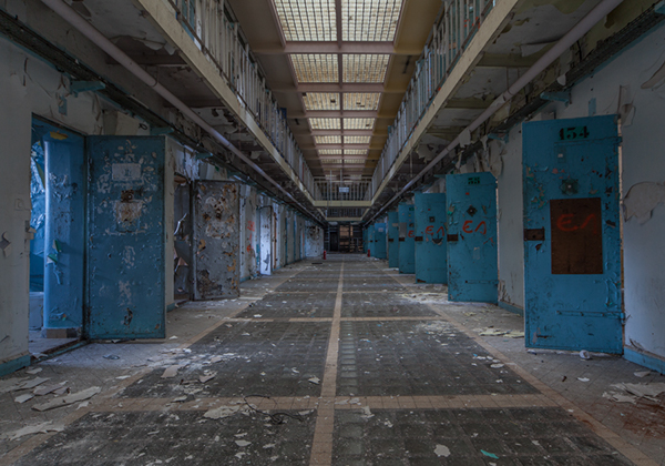 Urbex: visite d'une prison abandonnée par Stefaan Beernaert Urbex visite d une prison abandonnee par Stefaan Beernaert 2 Urbex-visite-d-une-prison-abandonnee-par-Stefaan-Beernaert-2