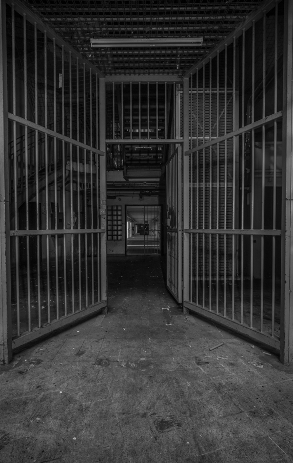 Urbex: visite d'une prison abandonnée par Stefaan Beernaert Urbex visite d une prison abandonnee par Stefaan Beernaert 7 Urbex-visite-d-une-prison-abandonnee-par-Stefaan-Beernaert-7