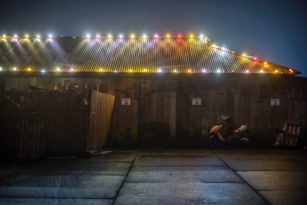 What The Fog? Nuit de brouillard à Hambourg par Mark Broyer What The Fog Nuit de brouillard a Hambourg par Mark Broyer 5 What-The-Fog-Nuit-de-brouillard-a-Hambourg-par-Mark-Broyer-5