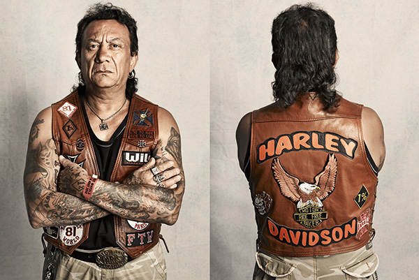 Des portraits de bikers Harley Davidson par Sacha Goldberger des portraits de bikers Harley Davidson par Sacha Goldberger 10 des-portraits-de-bikers-Harley-Davidson-par-Sacha-Goldberger-10