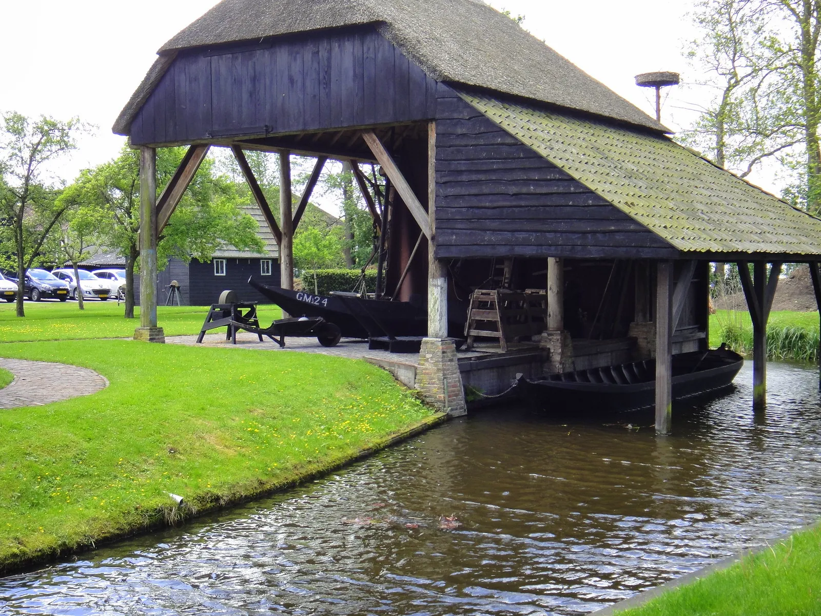 Giethoorn, délicieux village sans route de Hollande giethoorn village sans route venise du nord hollande 12 giethoorn-village-sans-route-venise-du-nord-hollande-12