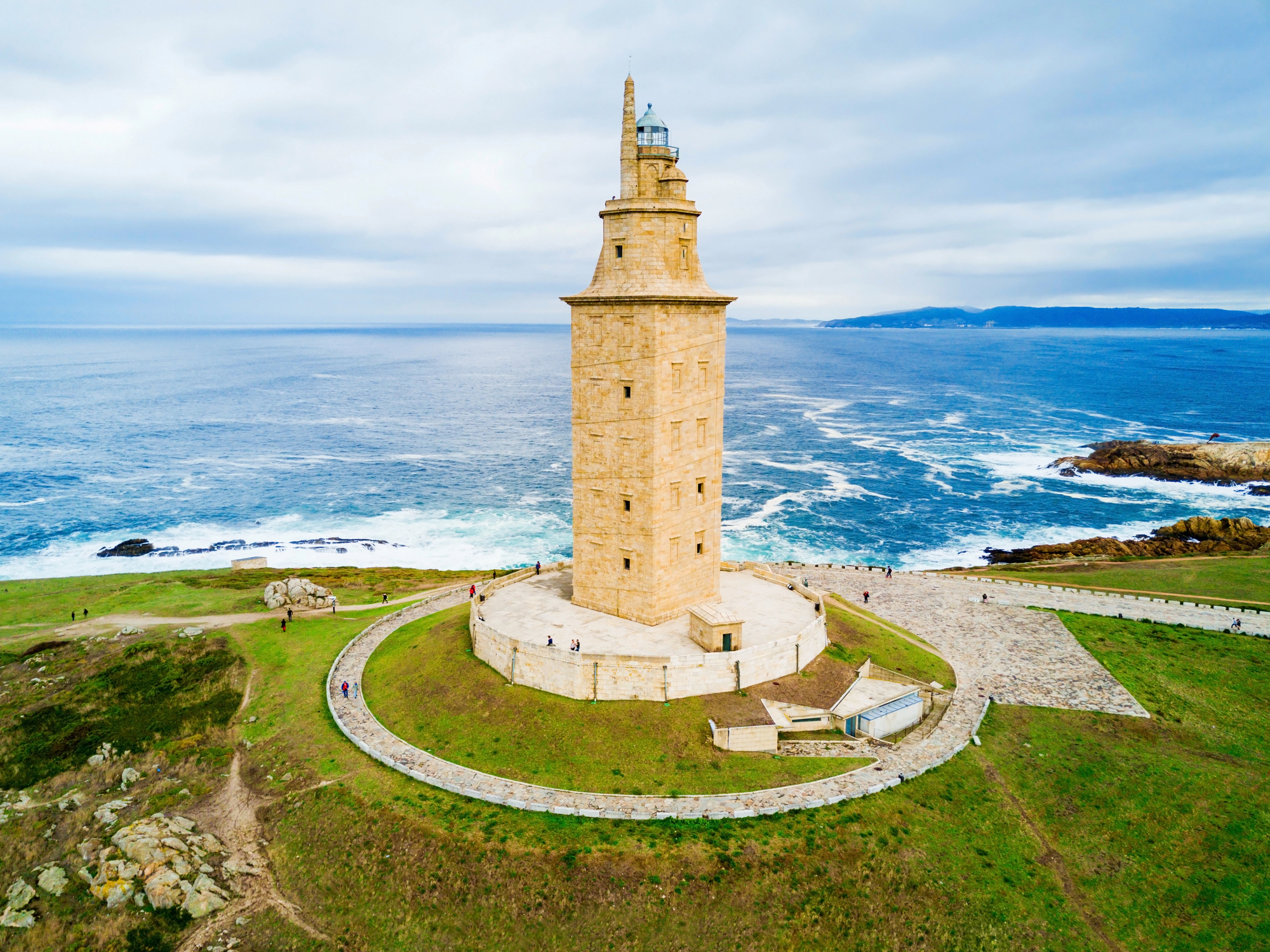 La tour d'Hercule : le plus vieux phare du monde encore en activité la tour d hercule plus vieux phare du monde en activite 10 La tour d'Hercule : le plus vieux phare du monde encore en activité 10