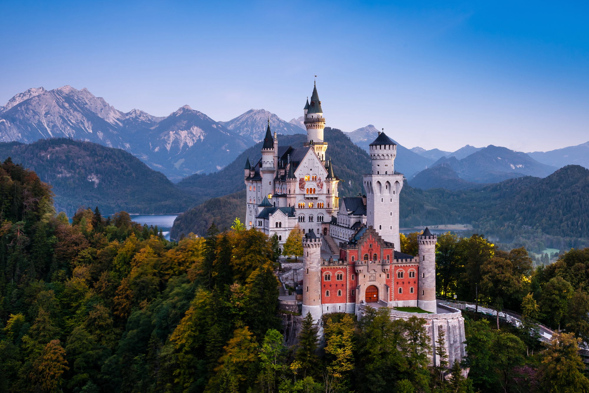 15 vrais endroits qui ont inspiré les films de Disney les vrais endroits inspire les films de disney chateau de la belle au bois dormant cendrillon Neuschwanstein les-vrais-endroits-inspire-les-films-de-disney-chateau-de-la-belle-au-bois-dormant-cendrillon-Neuschwanstein