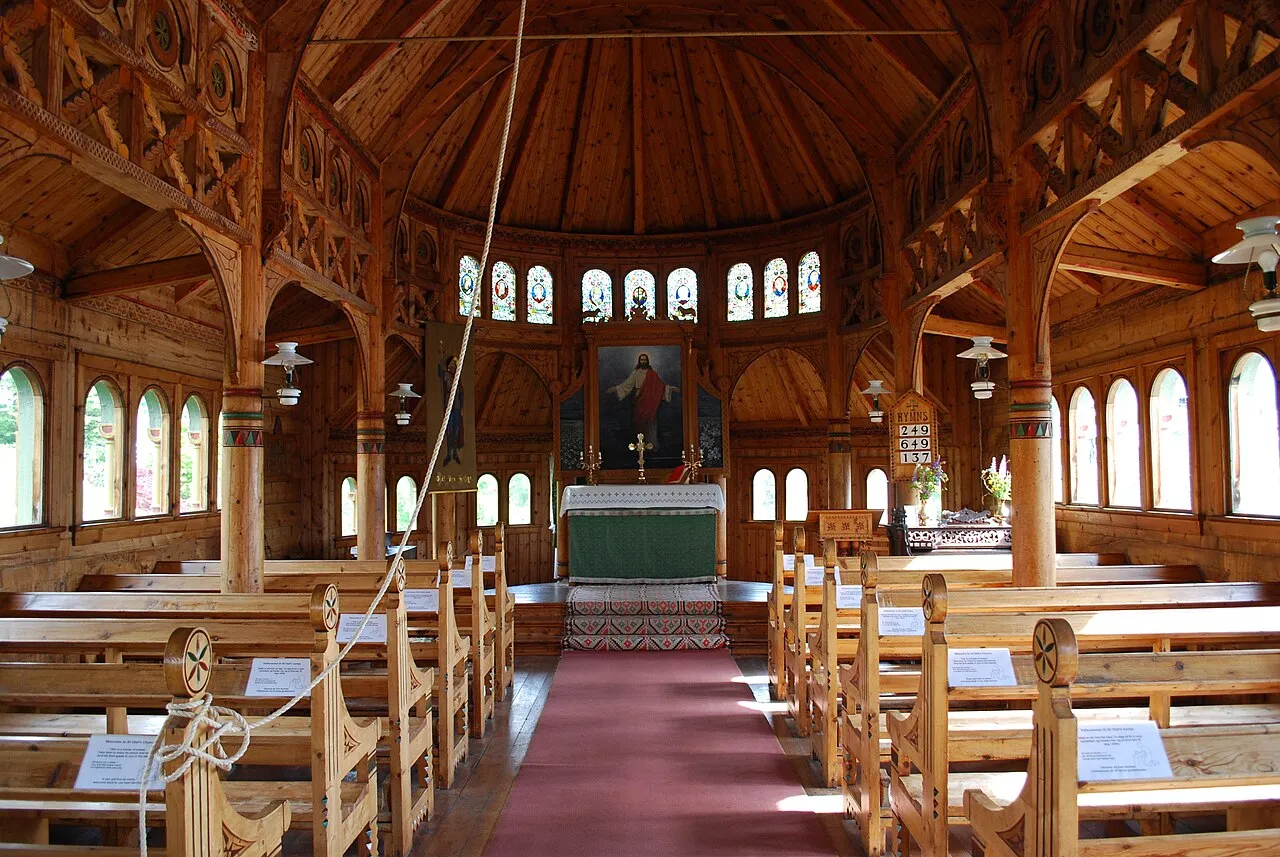 15 vrais endroits qui ont inspiré les films de Disney les vrais endroits inspire les films de disney frozen saint olaf eglise 2 les-vrais-endroits-inspire-les-films-de-disney-frozen-saint-olaf-eglise-2