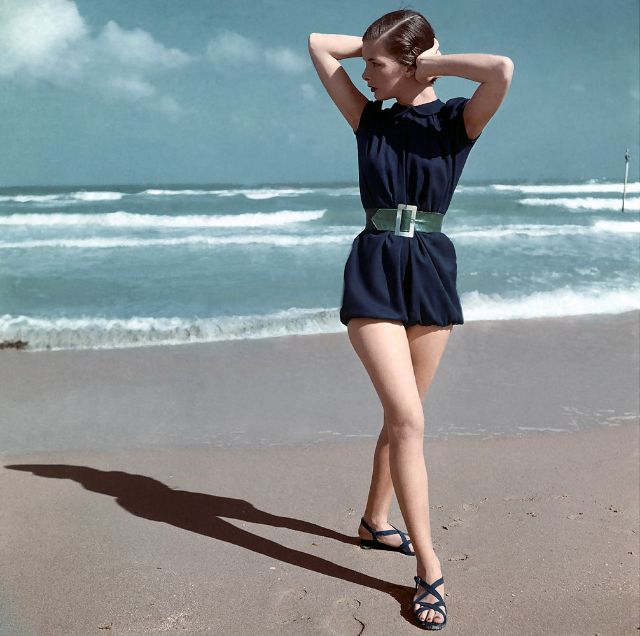 La révolution glamour des maillots de bain pour femmes des années 1940 La revolution glamour des maillots de bain pour femmes des annees 1940 23 La-revolution-glamour-des-maillots-de-bain-pour-femmes-des-annees-1940-23
