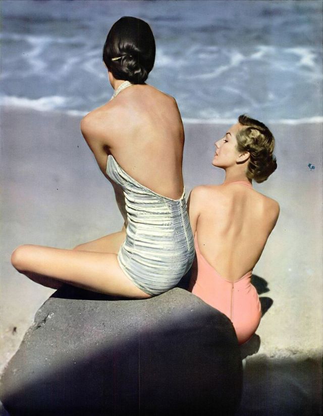 La révolution glamour des maillots de bain pour femmes des années 1940 La revolution glamour des maillots de bain pour femmes des annees 1940 30 La-revolution-glamour-des-maillots-de-bain-pour-femmes-des-annees-1940-30