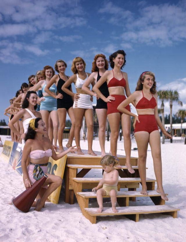 La révolution glamour des maillots de bain pour femmes des années 1940 La revolution glamour des maillots de bain pour femmes des annees 1940 32 La-revolution-glamour-des-maillots-de-bain-pour-femmes-des-annees-1940-32