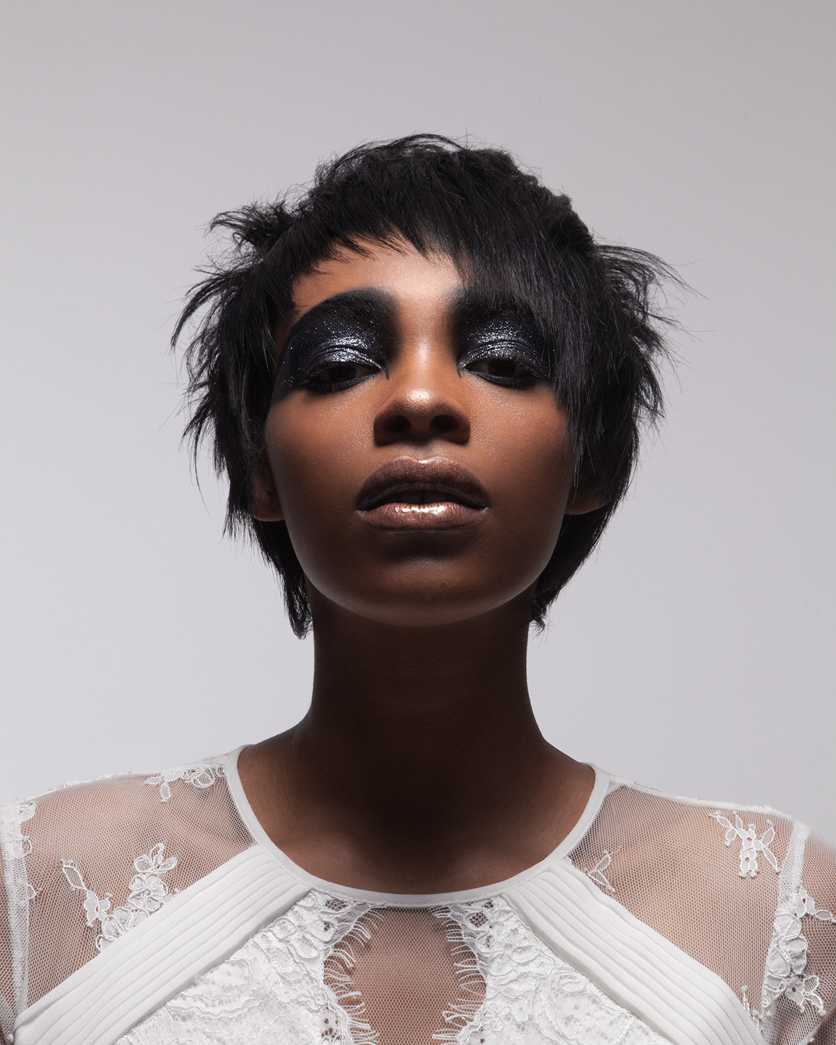 Les portraits de beautés afro de Luke Nugent Les portraits de beautes afro de Luke Nugent 17 Les-portraits-de-beautes-afro-de-Luke-Nugent-17