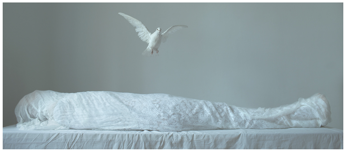 Laura Makabresku : entre sacré et profane, l’adolescence en fleur Sacrum Profanum le sacre et le profane par Laura Makabresku 1 Sacrum-Profanum-le-sacre-et-le-profane-par-Laura-Makabresku-1