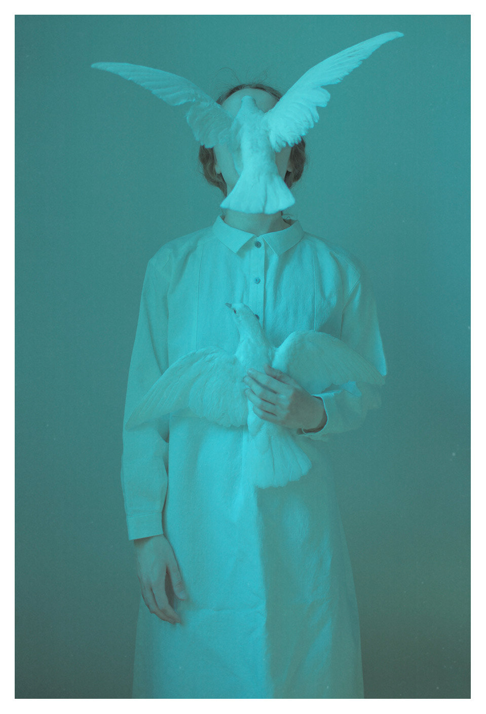 Laura Makabresku : entre sacré et profane, l’adolescence en fleur Sacrum Profanum le sacre et le profane par Laura Makabresku 4 Sacrum-Profanum-le-sacre-et-le-profane-par-Laura-Makabresku-4