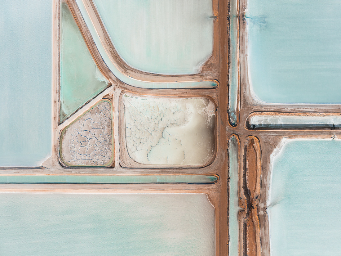 Des marais salants vus du ciel : mosaïques naturelles capturées par Tom Hegen The Salt Series II de nouveau marais salins vus du ciel par Tom Hegen 7 The-Salt-Series-II-de-nouveau-marais-salins-vus-du-ciel-par-Tom-Hegen-7