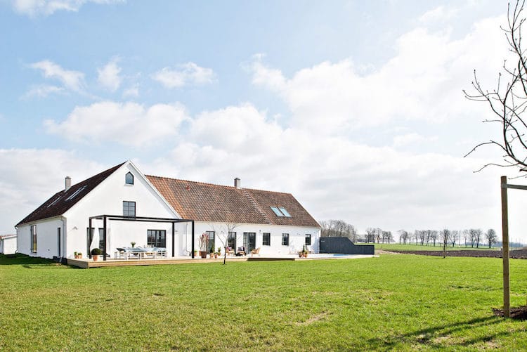 La magnifique transformation d’une grange suédoise en maison moderne La magnifique transformation d une grange suedoise en maison par Jonathan Andersson 12 La-magnifique-transformation-d-une-grange-suedoise-en-maison-par-Jonathan-Andersson-12