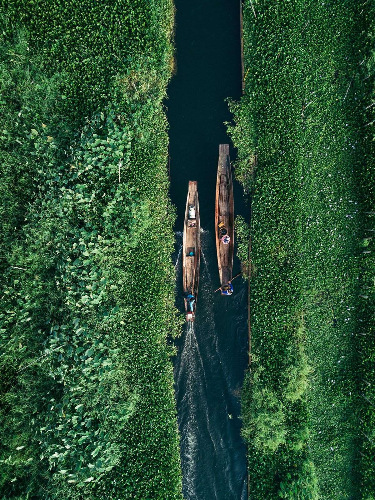 Le lac Inle de Birmanie et son trafic fluvial vus du ciel par Dimitar Karanikolov Le lac Inle de Birmanie et son trafic fluvial vus du ciel par Dimitar Karanikolov 3 Le-lac-Inle-de-Birmanie-et-son-trafic-fluvial-vus-du-ciel-par-Dimitar-Karanikolov-3