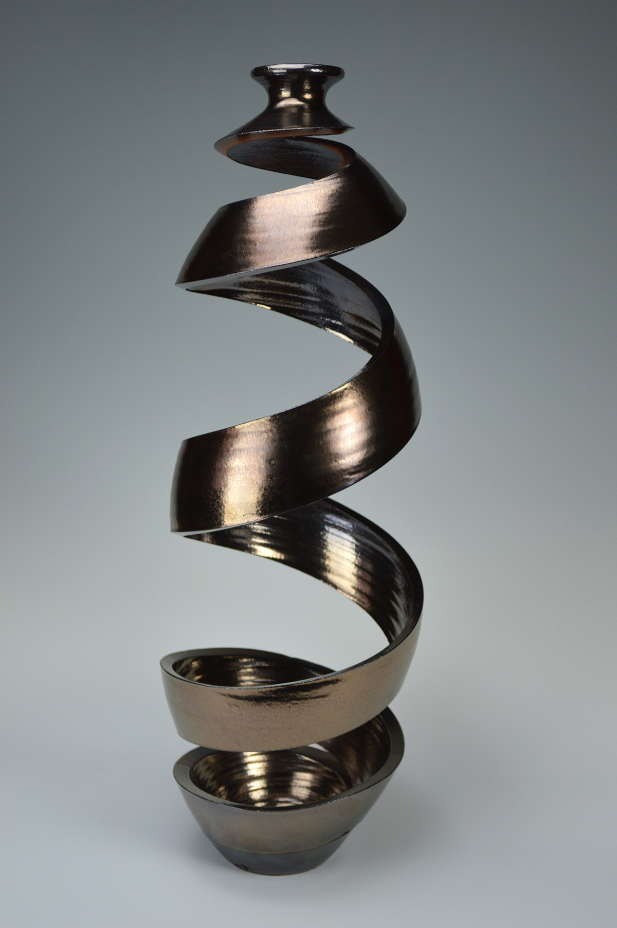 Les curieux vases en spirale de Michael Boroniec Les curieux vases en spirale de Michael Boroniec 13 Les-curieux-vases-en-spirale-de-Michael-Boroniec-13