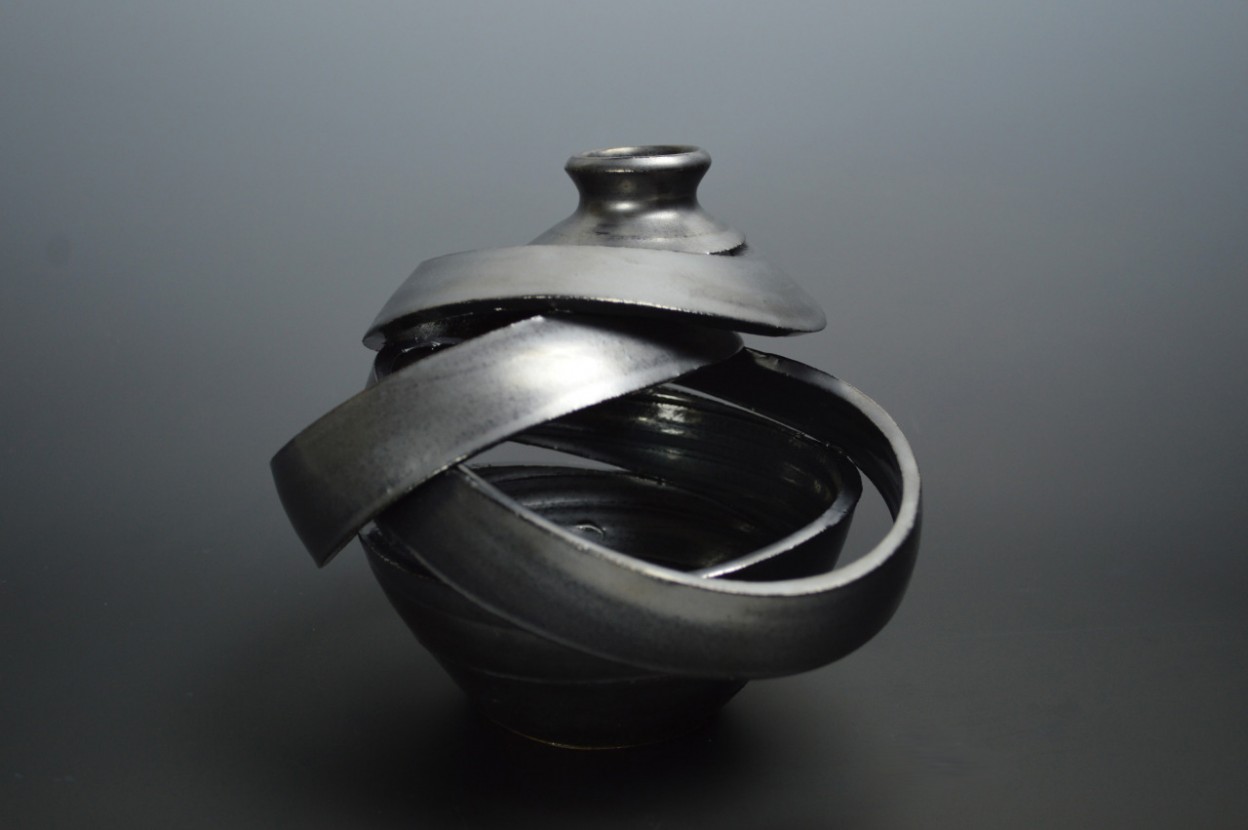 Les curieux vases en spirale de Michael Boroniec Les curieux vases en spirale de Michael Boroniec 9 Les-curieux-vases-en-spirale-de-Michael-Boroniec-9