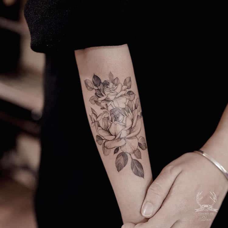 Les délicats tatouages féminins inspirés par la nature de Zihwa Hongdae Les delicats tatouages feminins inspires par la nature de Zihwa Hongdae 20 Les-delicats-tatouages-feminins-inspires-par-la-nature-de-Zihwa-Hongdae-20