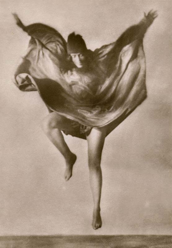 mary wigman hexentanz danse 1926 Mary Wigman dans Hexentanz en 1926