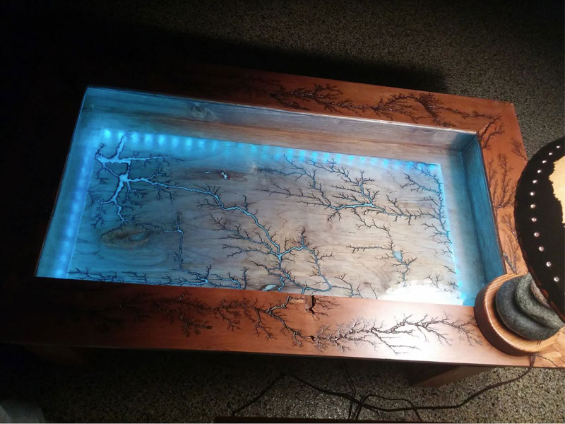 Les fractales sur bois de Electrostatic Wood Creations Les fractales sur bois de Electrostatic Wood Creations pyrogravure electrique 16 Les-fractales-sur-bois-de-Electrostatic-Wood-Creations-pyrogravure-electrique-16