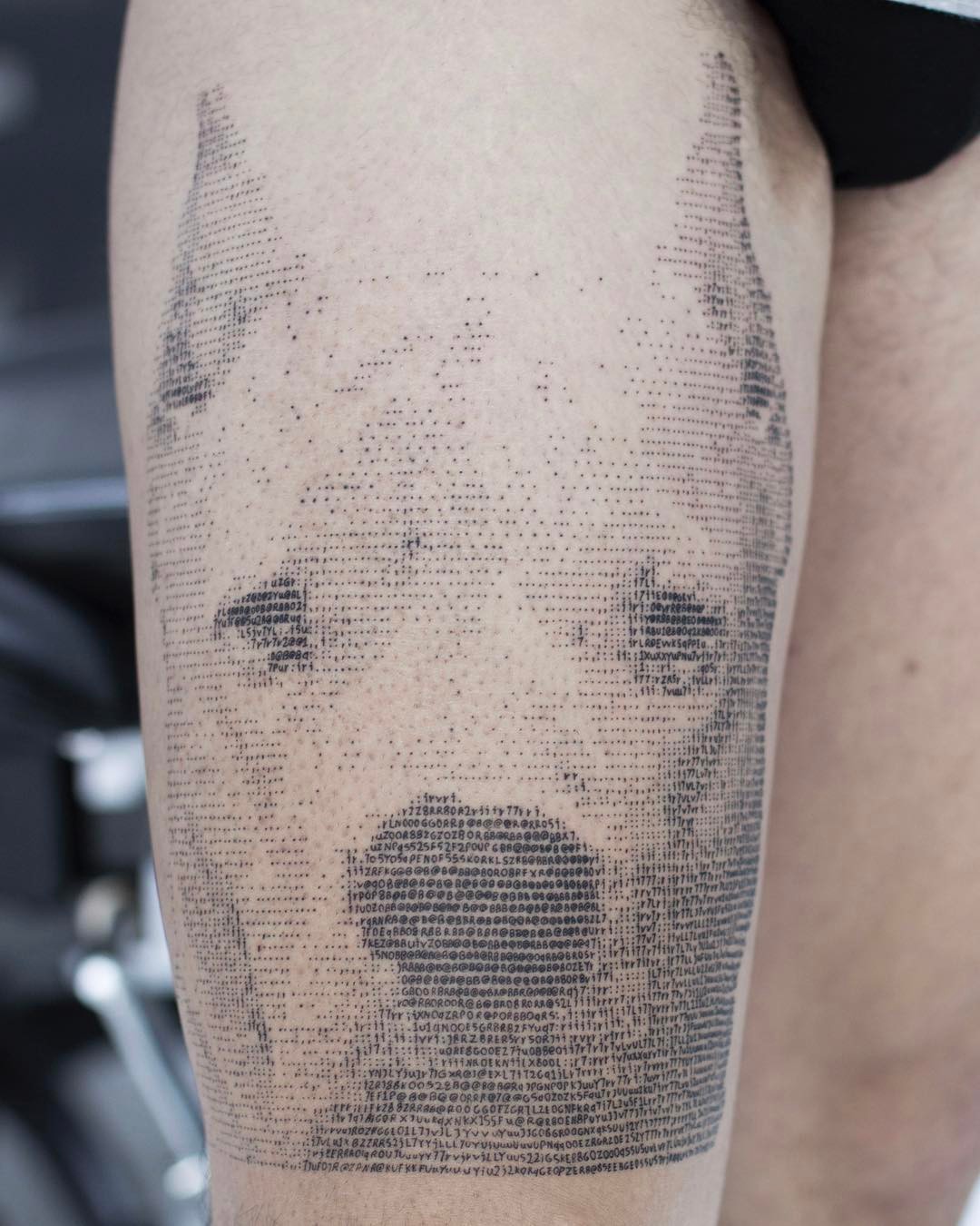 Les incroyables tatouages ASCII de Andreas Vrontis Les incroyables tatouages ASCII de Andreas Vrontis 11 Les-incroyables-tatouages-ASCII-de-Andreas-Vrontis-11